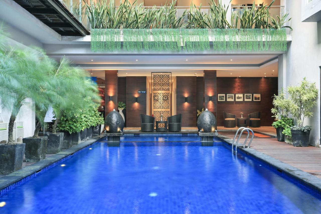 קוטה לומבוק Ohana Hotel Kuta מראה חיצוני תמונה