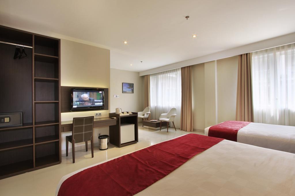 קוטה לומבוק Ohana Hotel Kuta מראה חיצוני תמונה