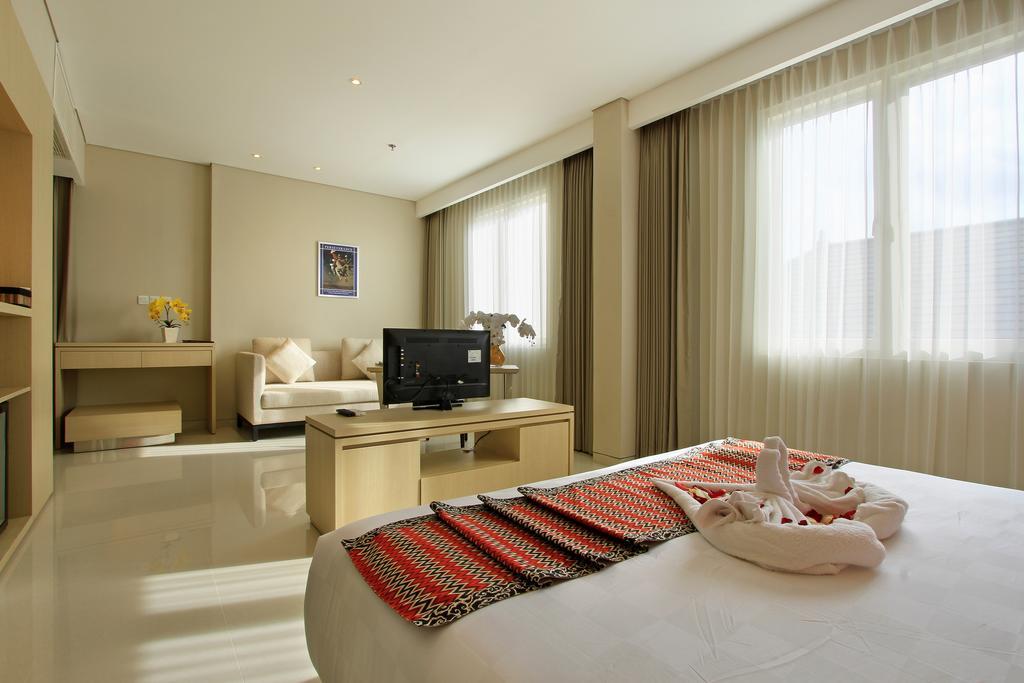קוטה לומבוק Ohana Hotel Kuta מראה חיצוני תמונה