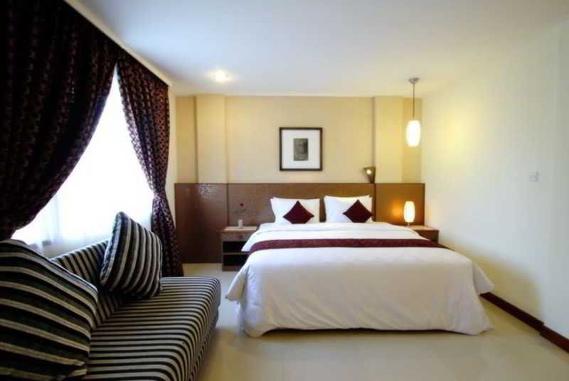 קוטה לומבוק Ohana Hotel Kuta מראה חיצוני תמונה