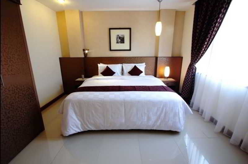 קוטה לומבוק Ohana Hotel Kuta מראה חיצוני תמונה