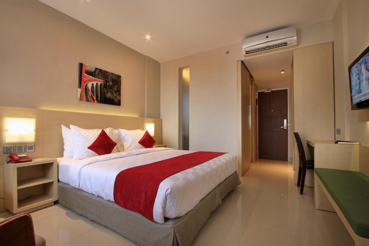 קוטה לומבוק Ohana Hotel Kuta מראה חיצוני תמונה